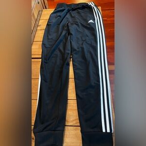 Addidas Youth track pants size L (14/16)